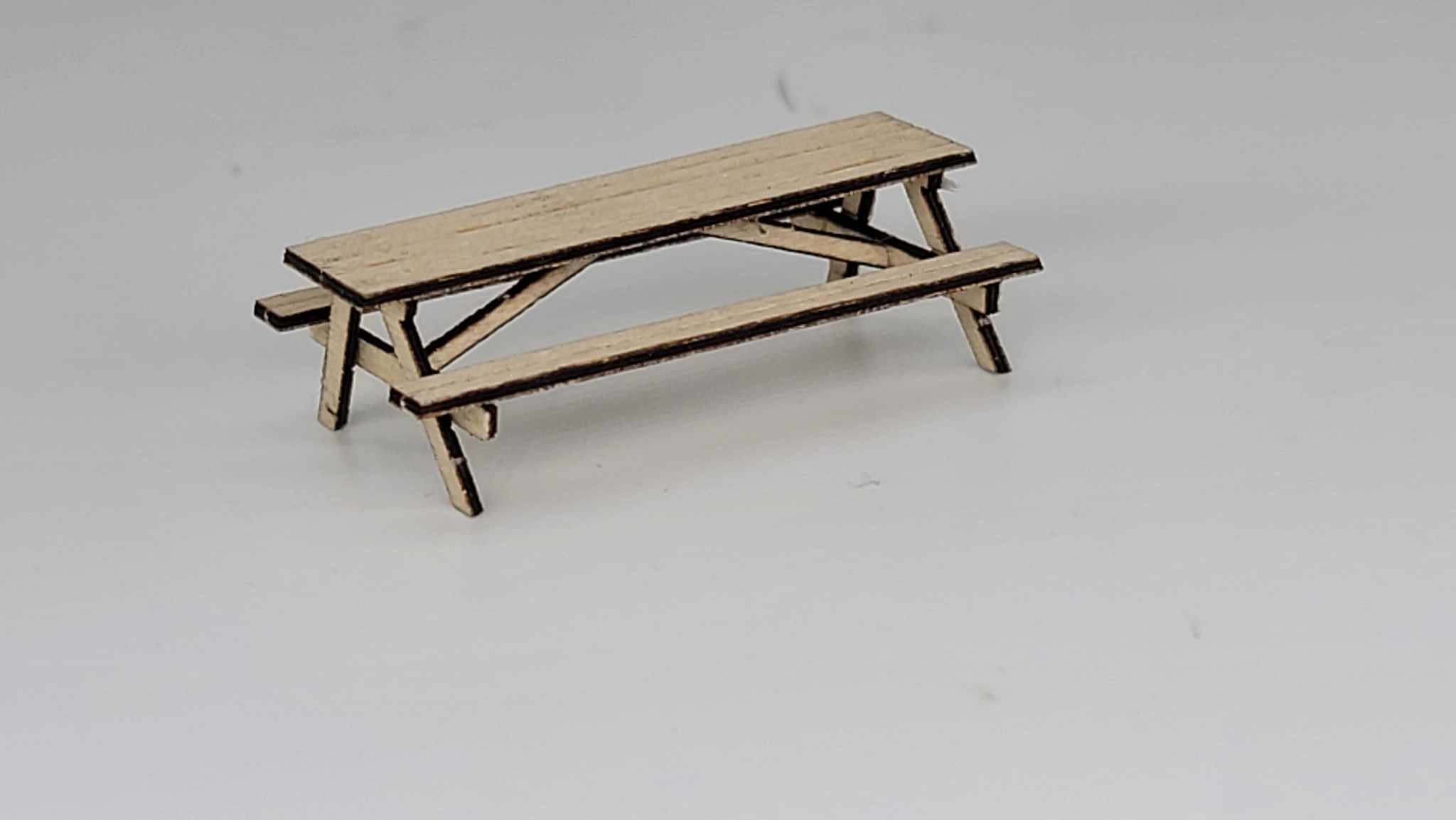 Picnic Table (S Scale)